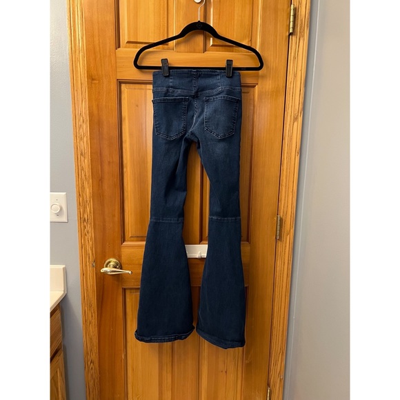 Free People Penny Pull On Flare Jeans Size 25 - Picture 3 of 11